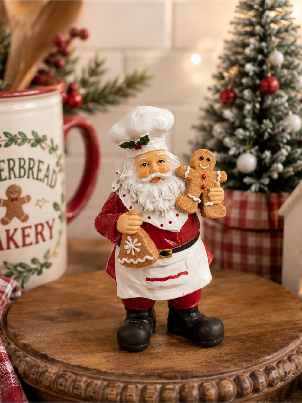 Hobby Lobby Santa Chef Gingerbread 4 inch Christmas Figurine Kitchen Decor.